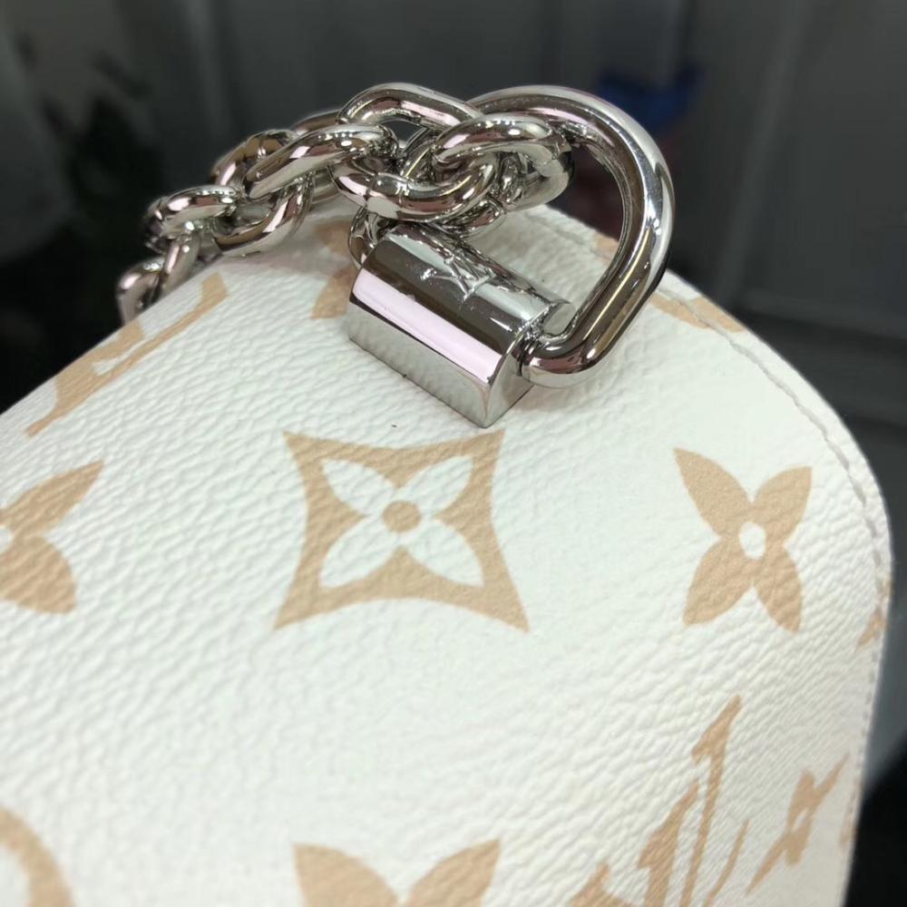 Top Handle Bag Style 821386176