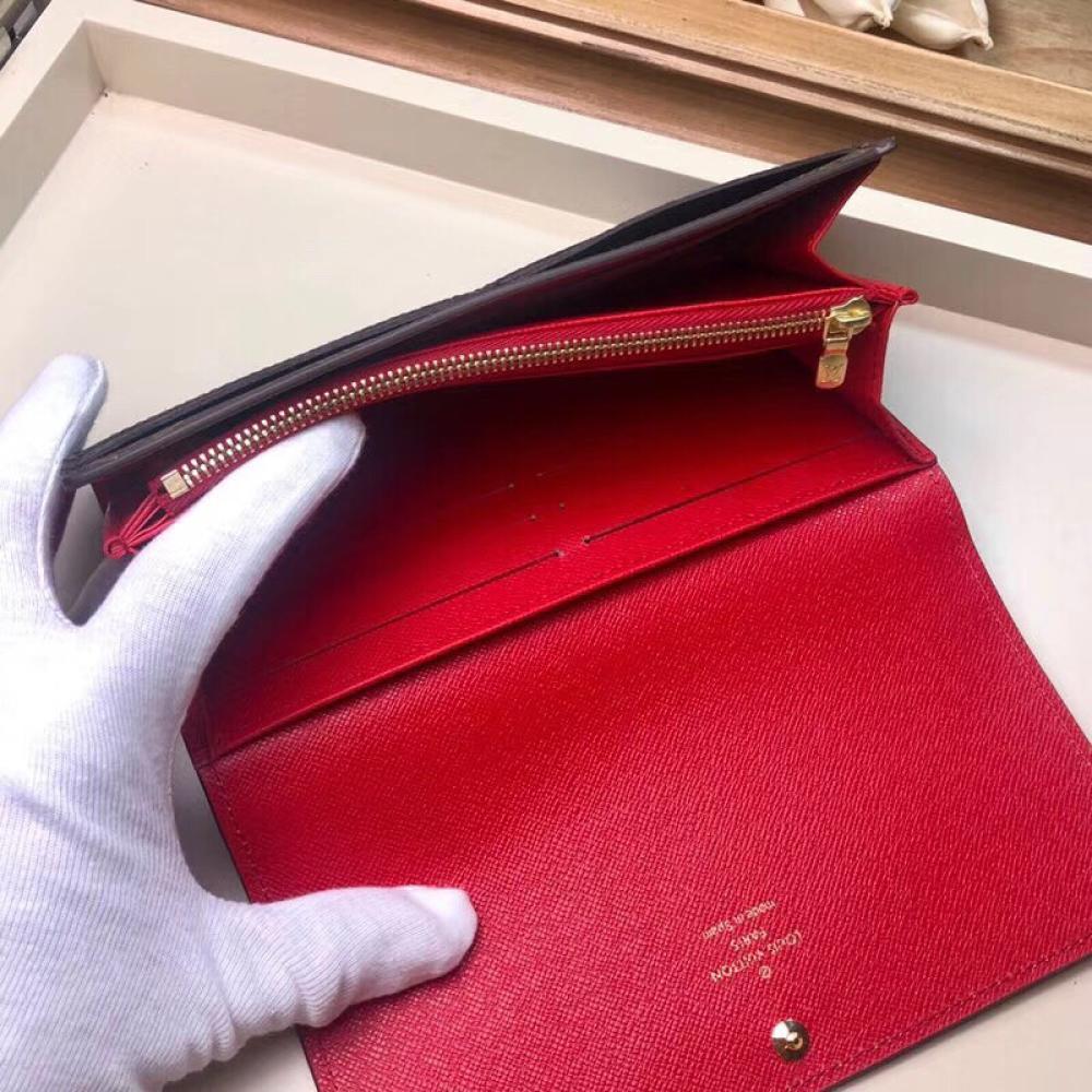 Elegant Wallet Style 836344514