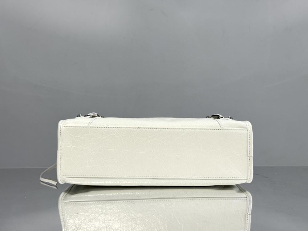Classic Top Handle Bag Style 915841389