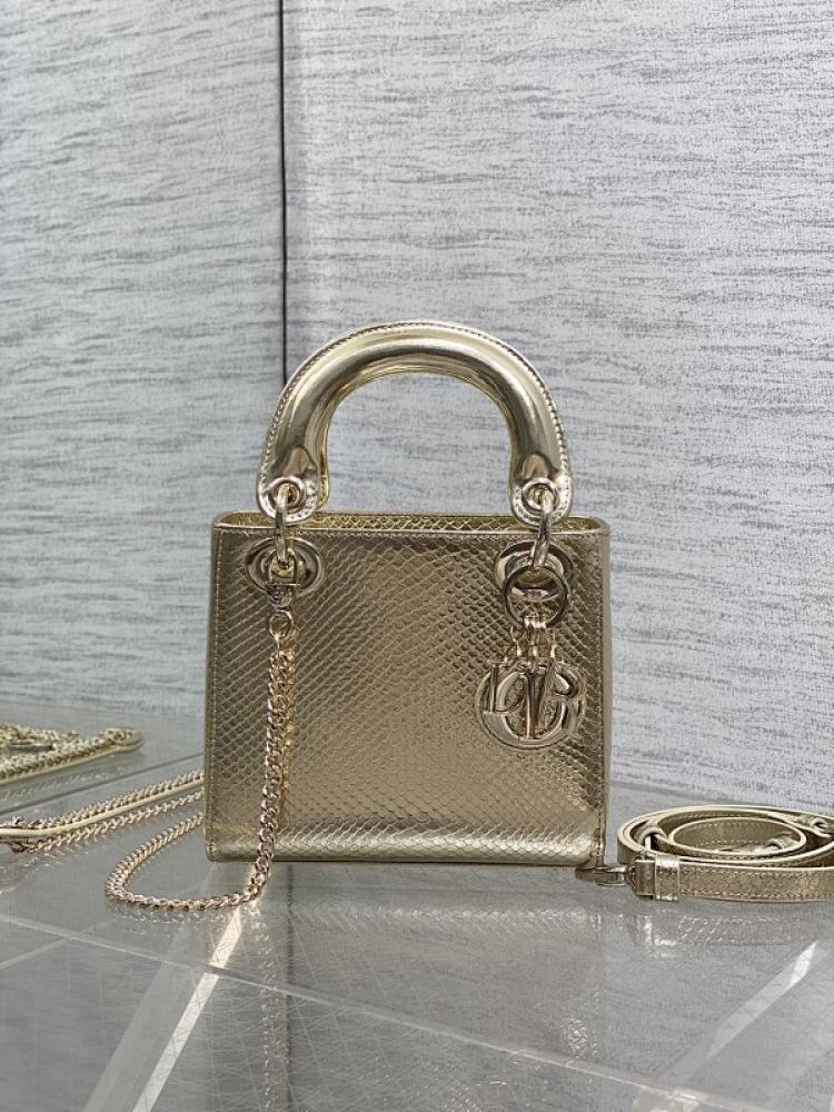 Classic Top Handle Bag Style 744135122