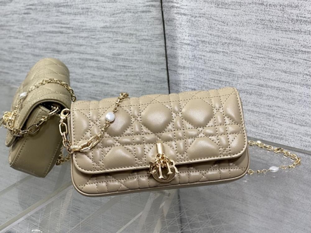 Top Handle Bag Style 580413539