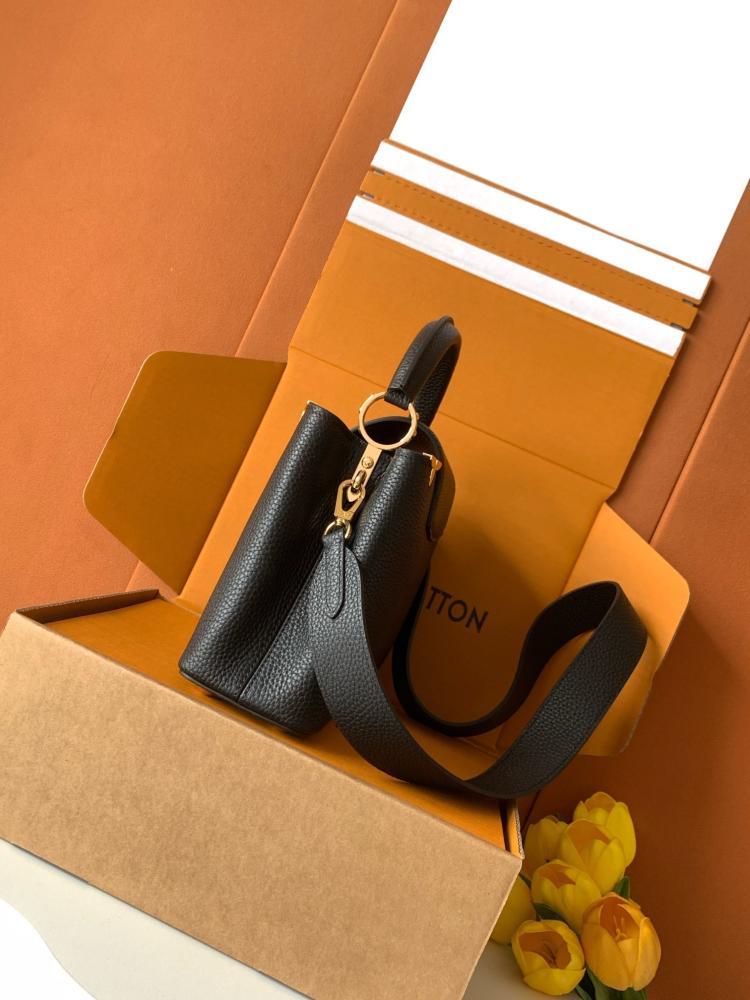 Leather Top Handle Bag Style 3110237