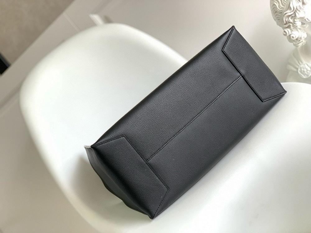 Stylish Leather Bag 36x33x17cm