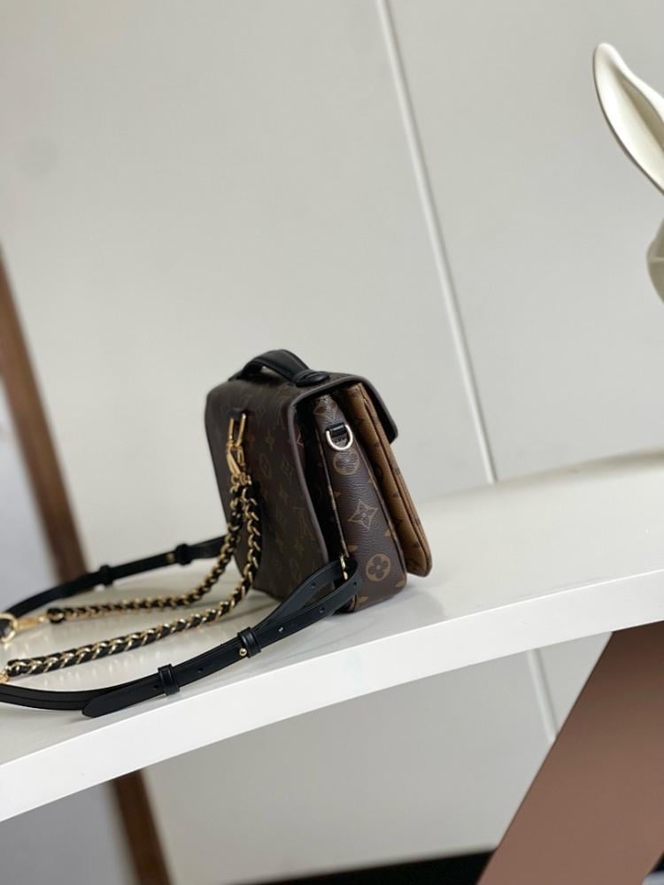 Modern Woven Canvas Shoulder Bag