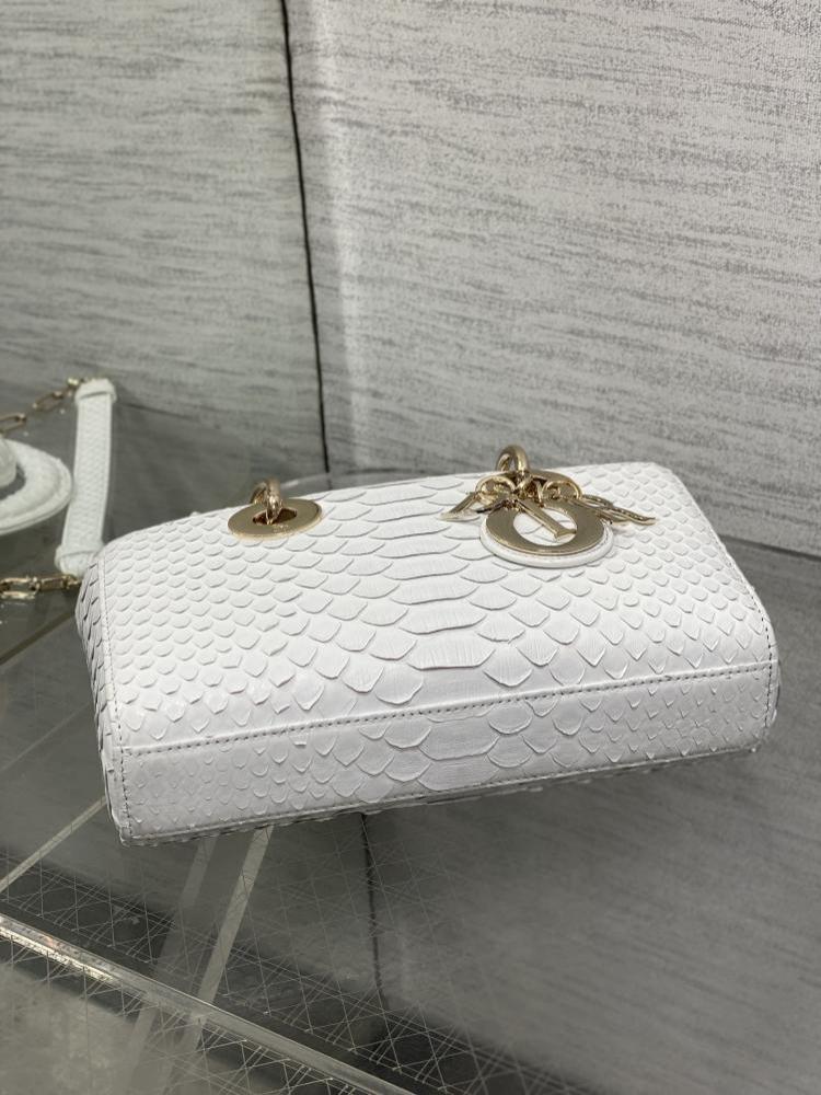 Classic Leather Top Handle Bag Style 591118463