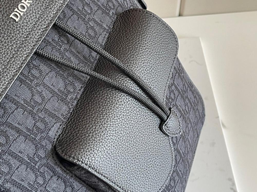 Classic Refined Crossbody Bag 26.5x41.5x17.5cm