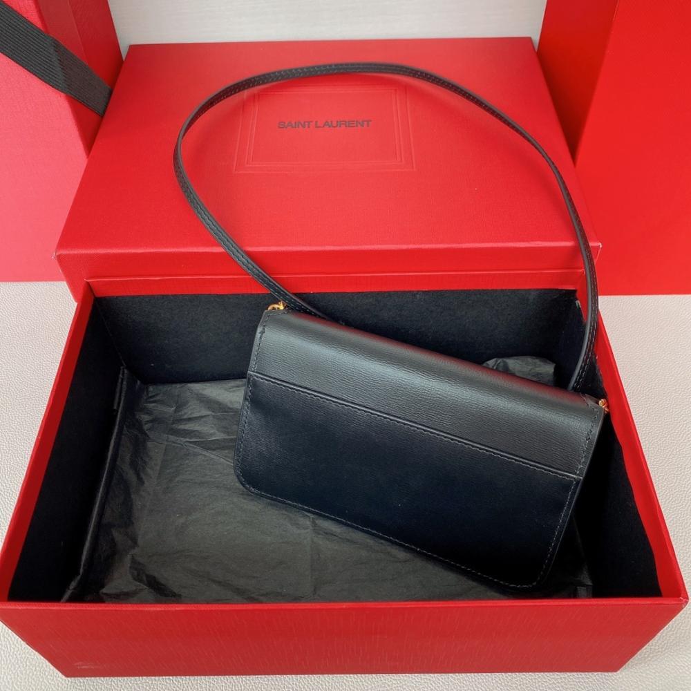 Wallet Style 1318902391