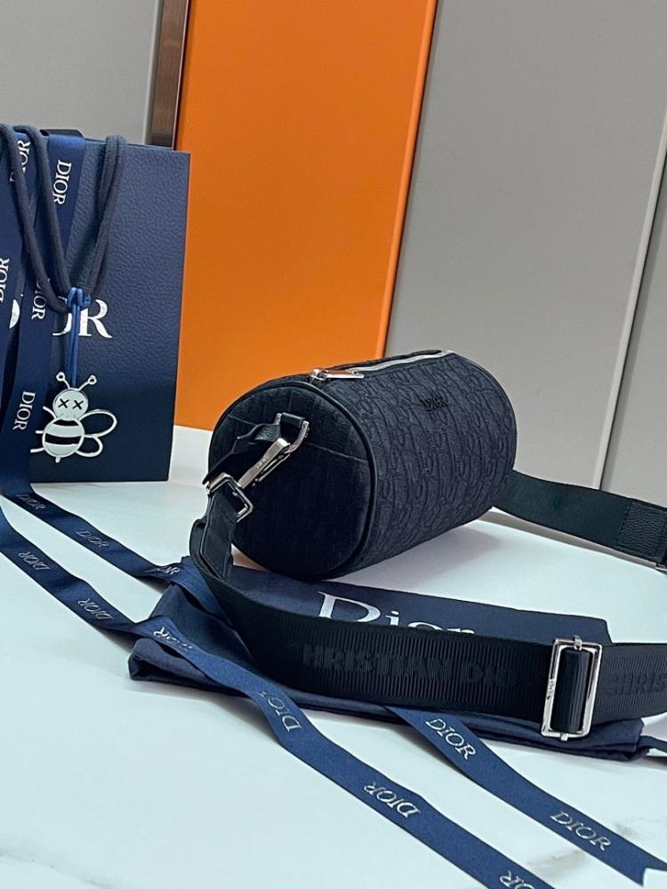 Luxury Elegant Monogram Calfskin Shoulder Bag