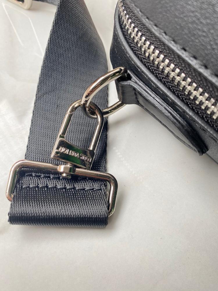 Modern Italian-Inspired Leather Crossbody Bag 27x18x7cm