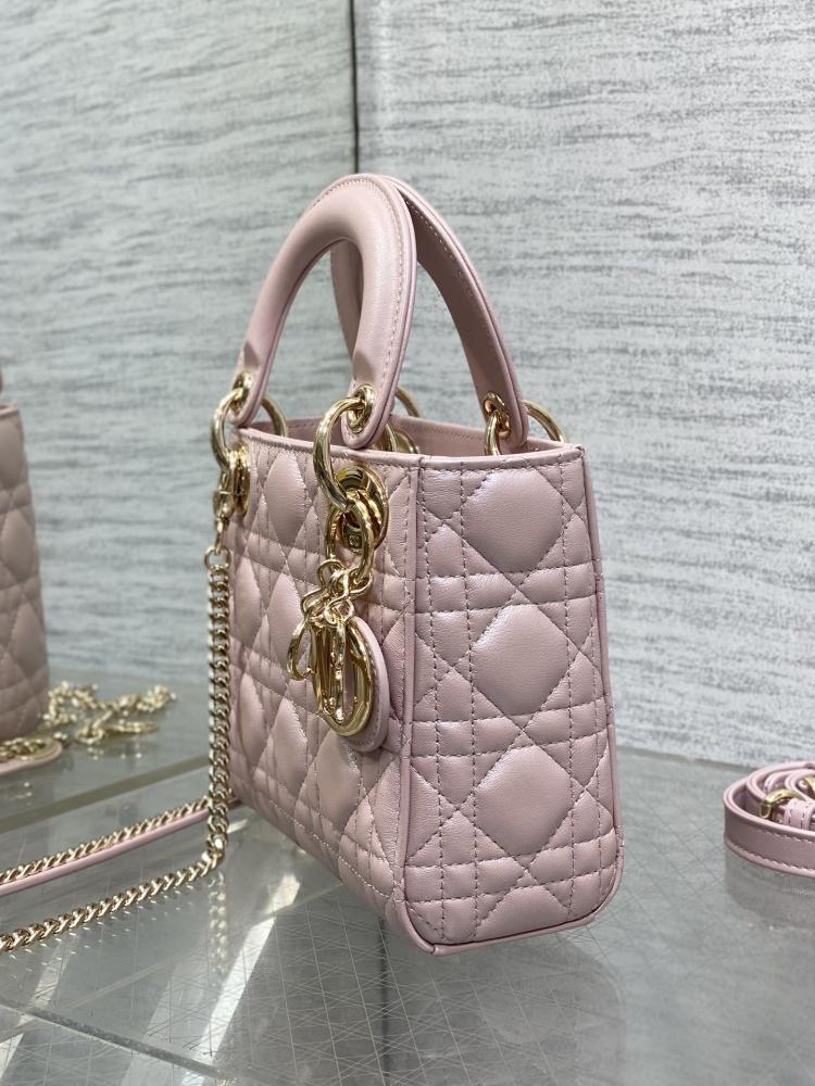 Classic Top Handle Bag Style 415170292