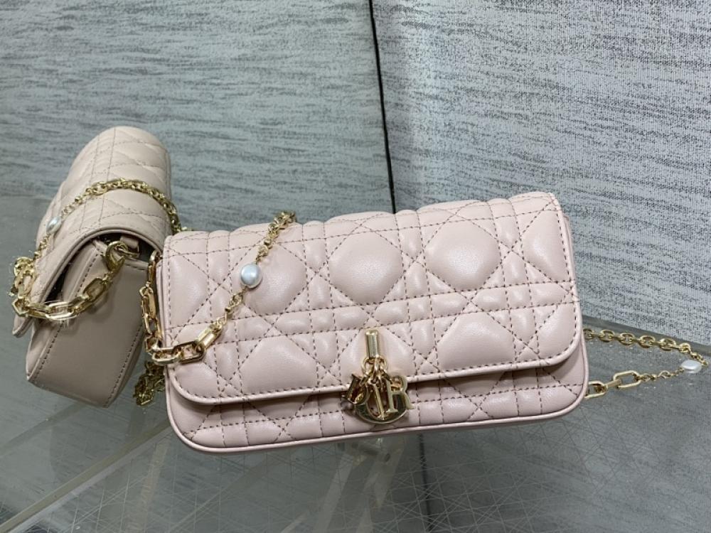 Classic Top Handle Bag Style 1529670759