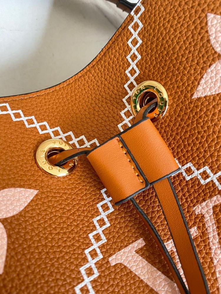 Modern Leather Bucket Bag 20x20x13cm
