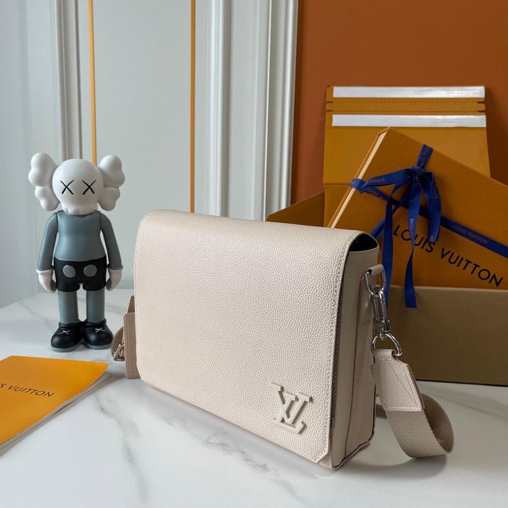 Modern Elegant Leather Top Handle Bag 28x24x10cm