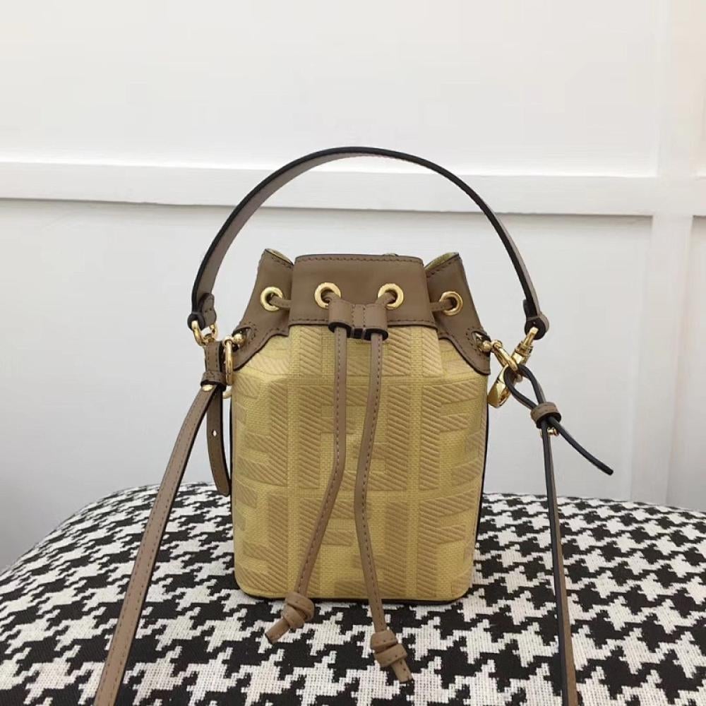 Classic Leather Shoulder Bag