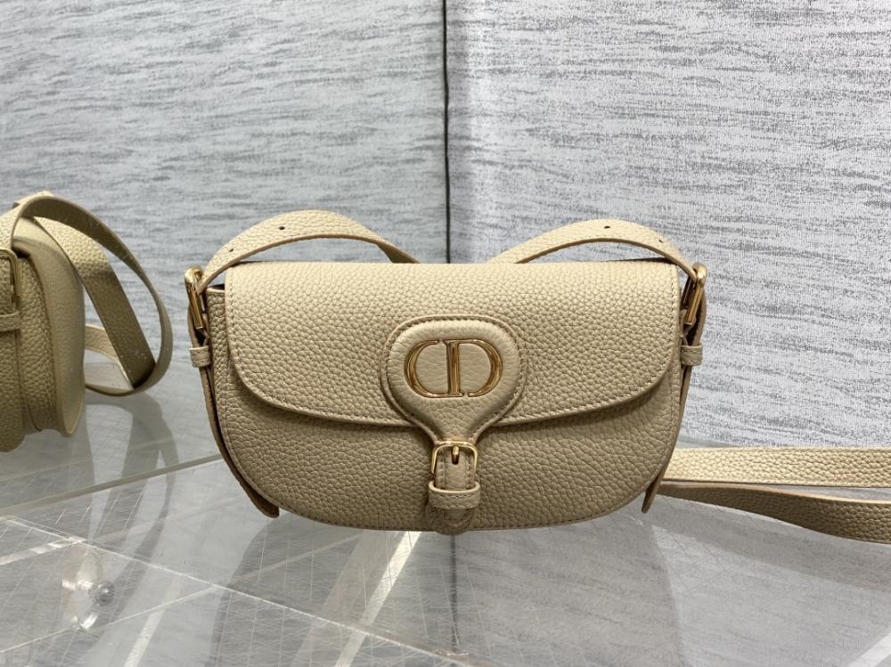Elegant Top Handle Bag Style 570065657