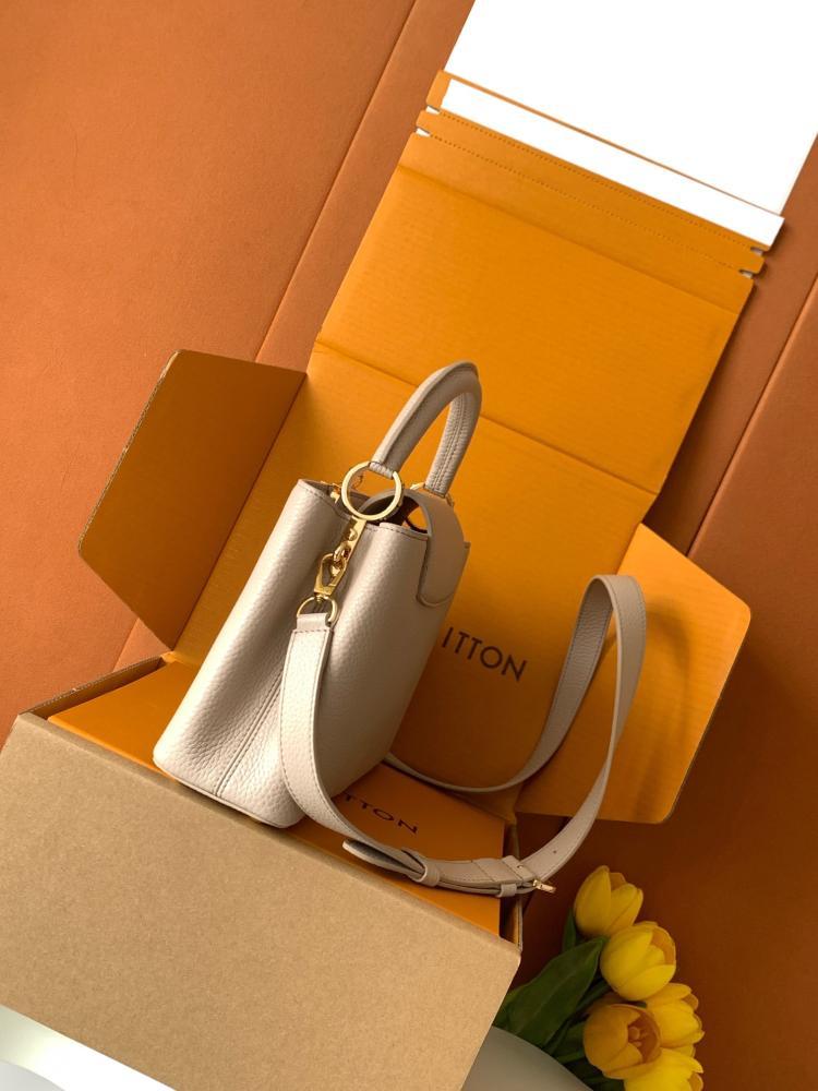 Luxury Top Handle Bag Style 811312206