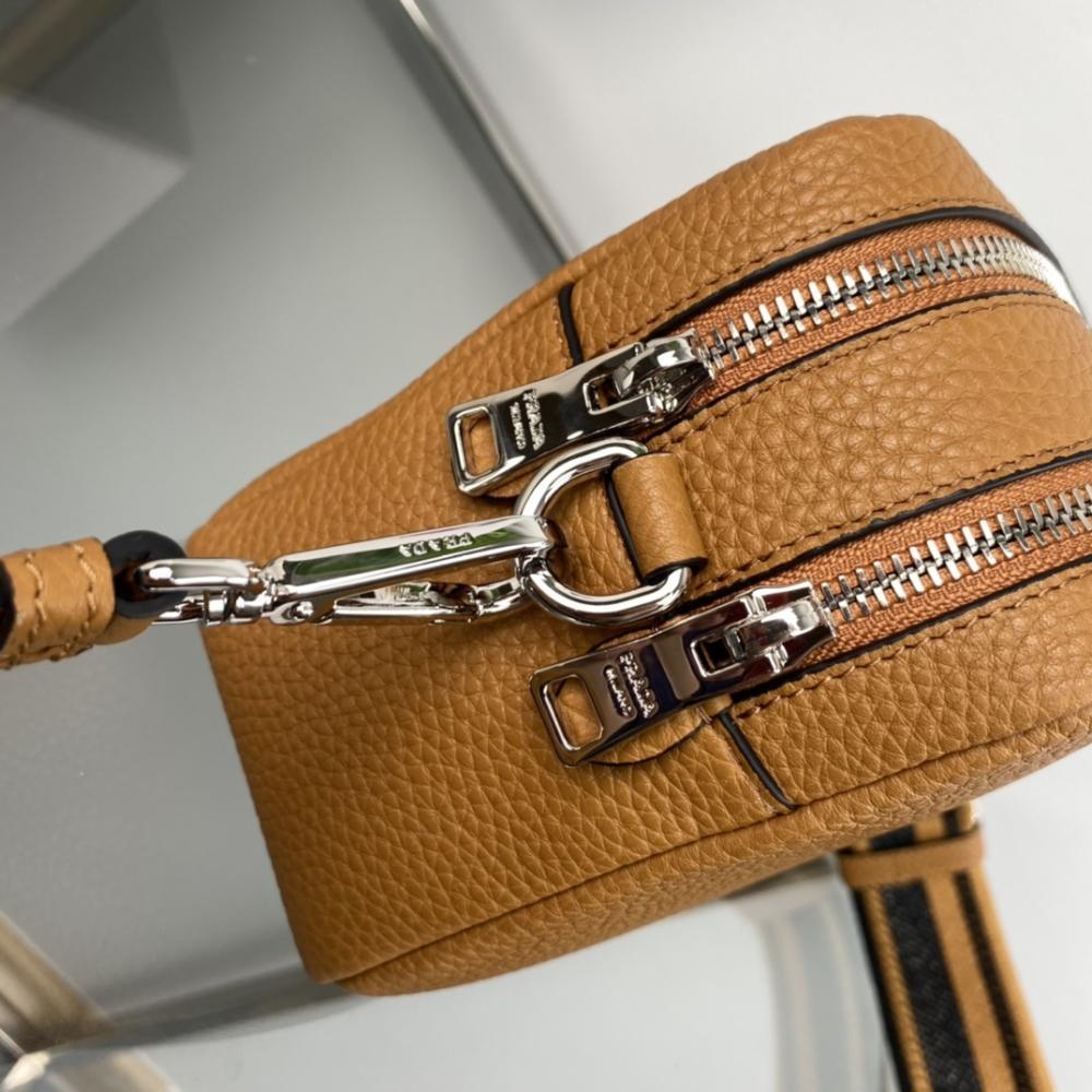 Leather Backpack Style 722544384