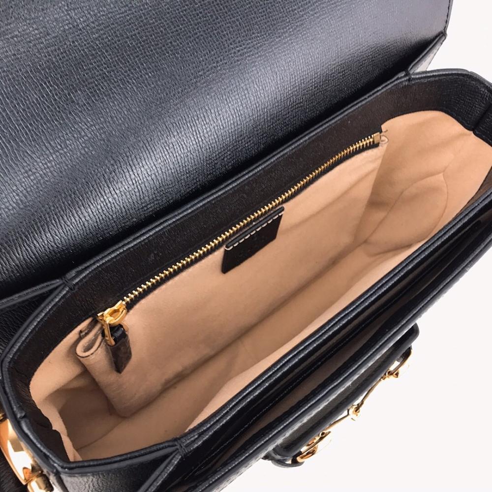 Modern Italian-Inspired Top Handle Bag 25x18x8cm