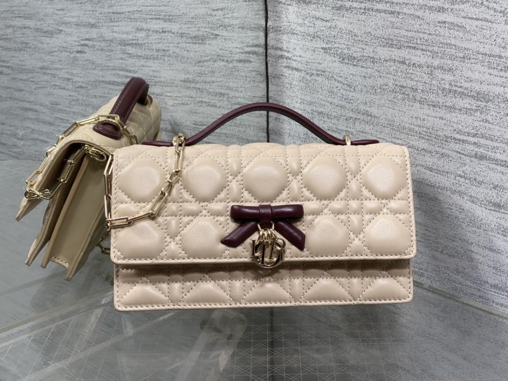 Leather Wallet Style 1562982374
