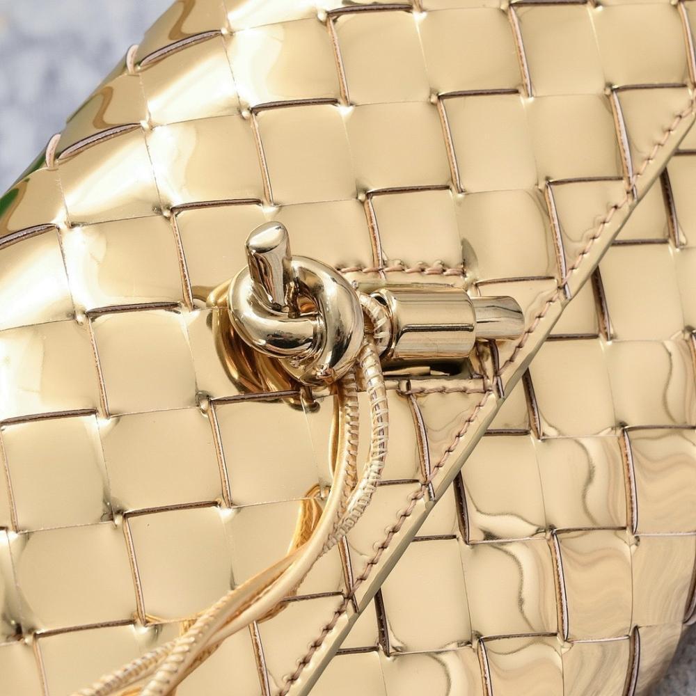 Luxury Shoulder Bag 21.5x13x4.5cm
