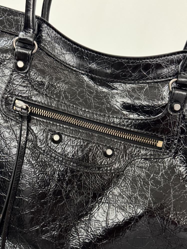 Luxury Top Handle Bag Style 1061491379