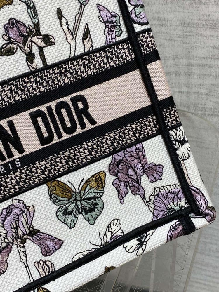 Embroidered Tote Bag Style 435130446