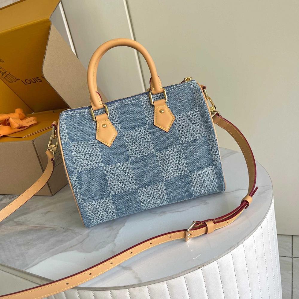 Italian-Inspired Elegant Leather Shoulder Bag 25x15x15cm