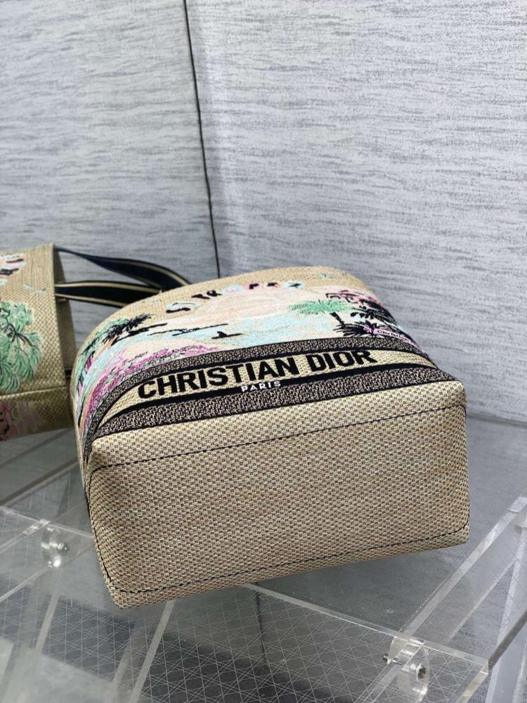 Embroidered Shoulder Bag Style 682661974
