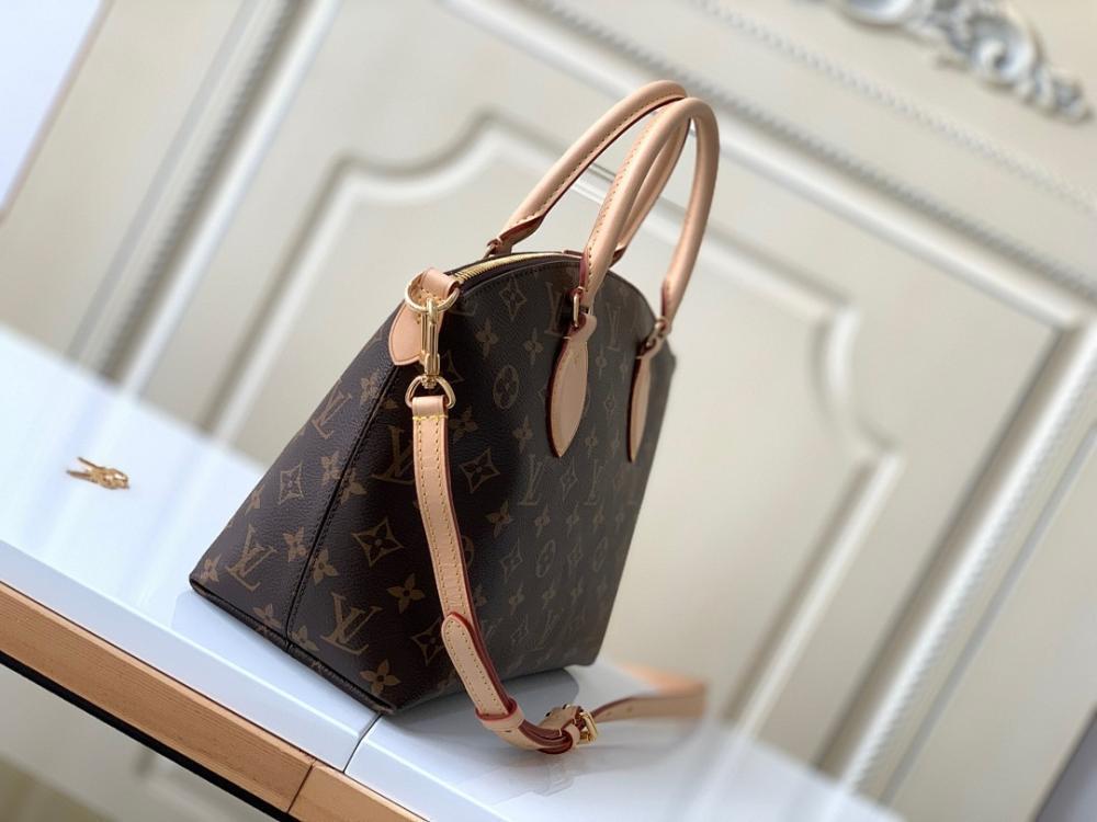 Elegant Leather Tote Bag