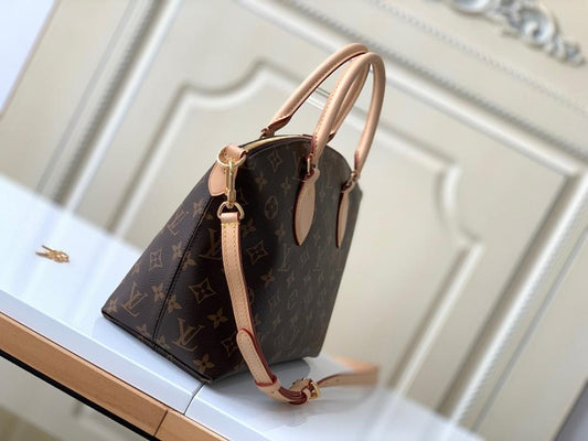 Elegant Leather Tote Bag
