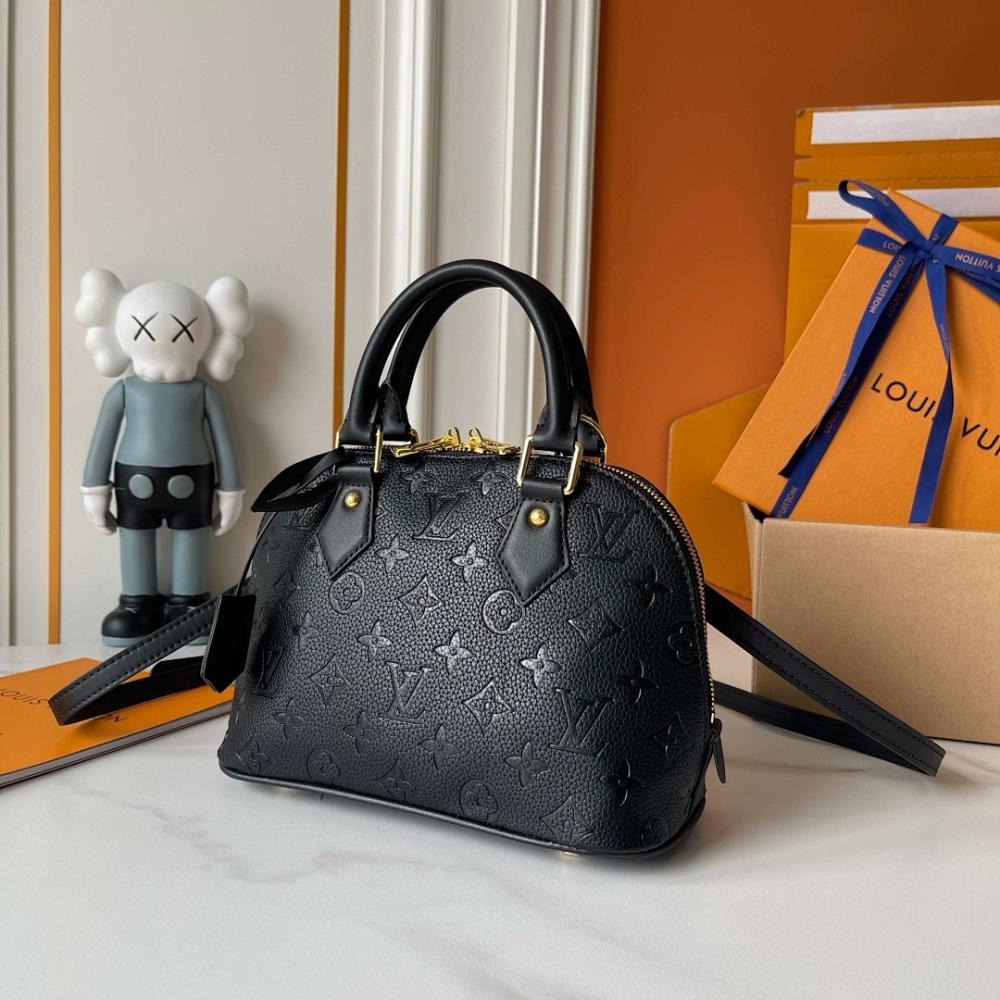 Alma Gold Monogram Leather Bucket Bag 23.5x17.5x11.5cm