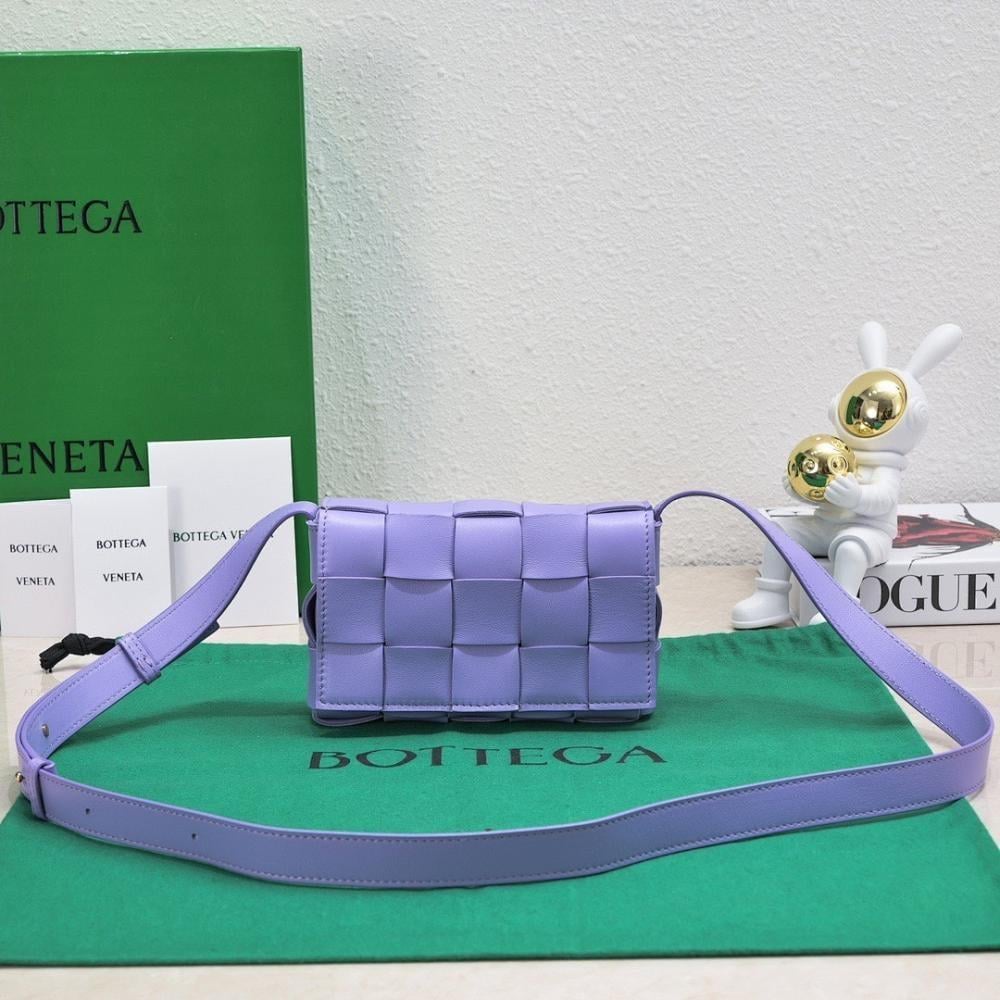 Stylish Green Lambskin Shoulder Bag